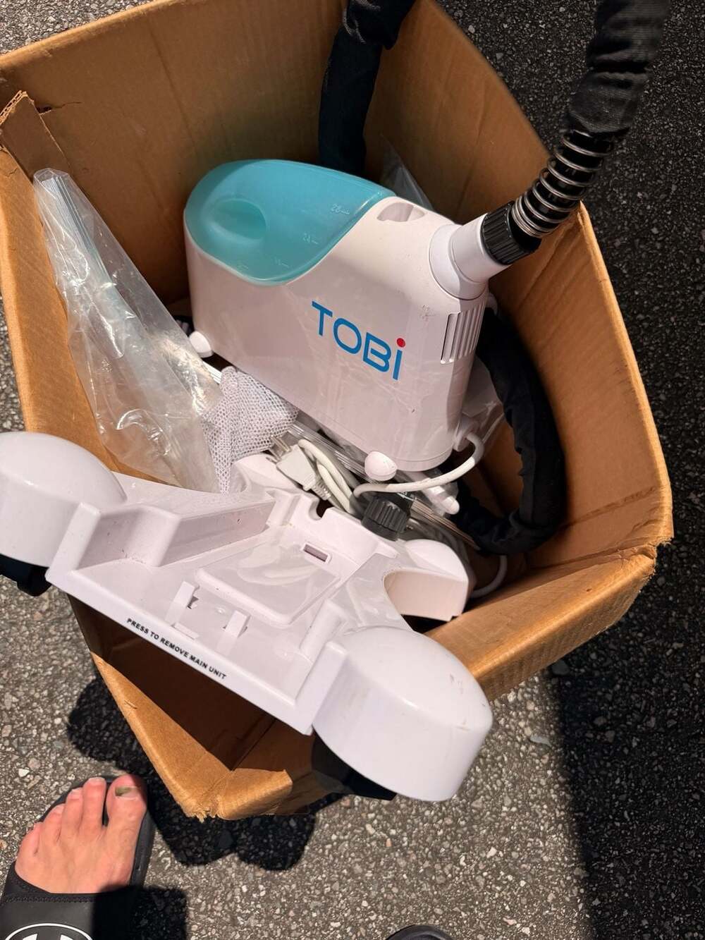 Tobi Daily Use Handheld Garment Steamer White And Blue